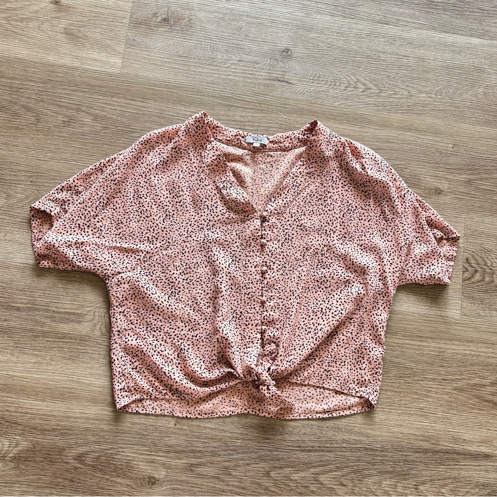 Rails Thea Rose Spotted Button Tie Waist Blouse - Picture 4 of 6